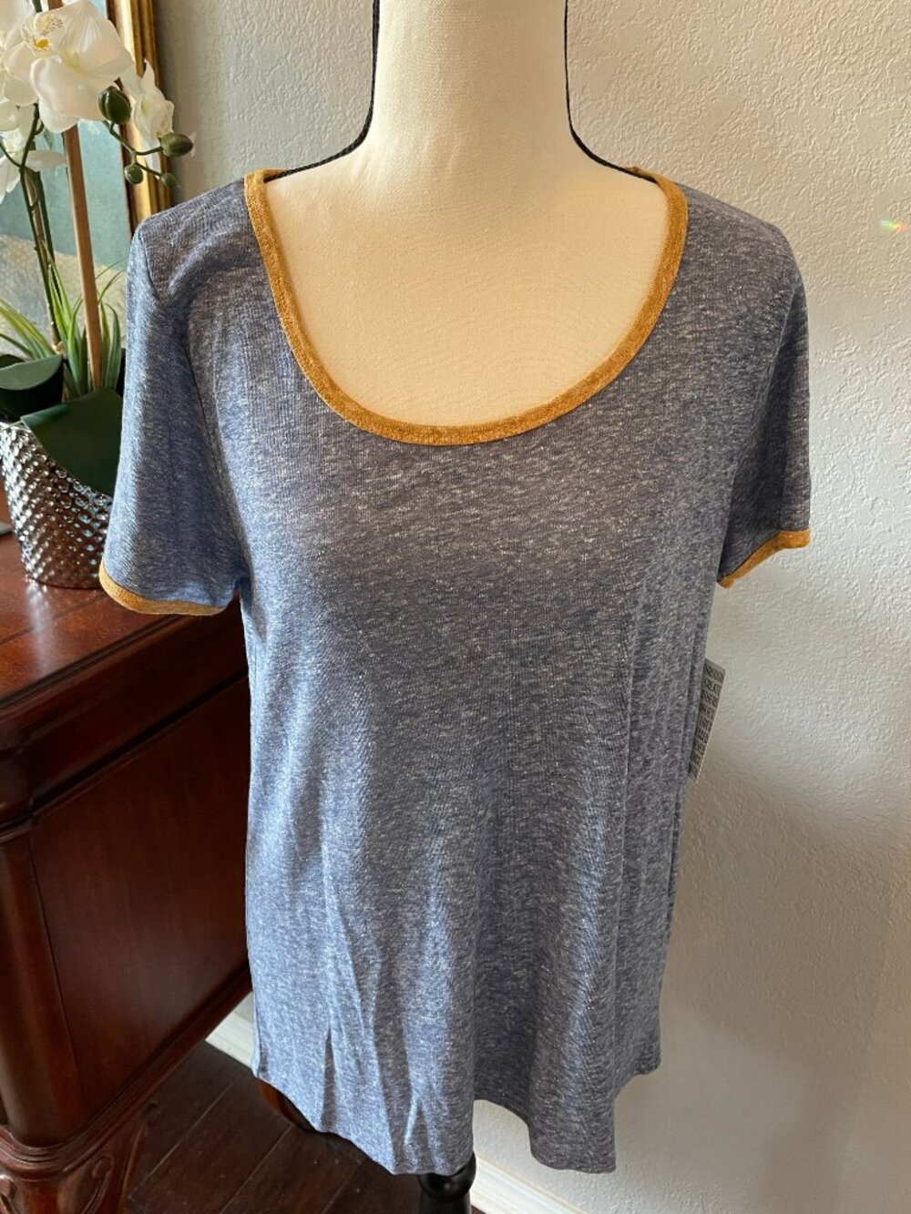 LuLaRoe classic T top